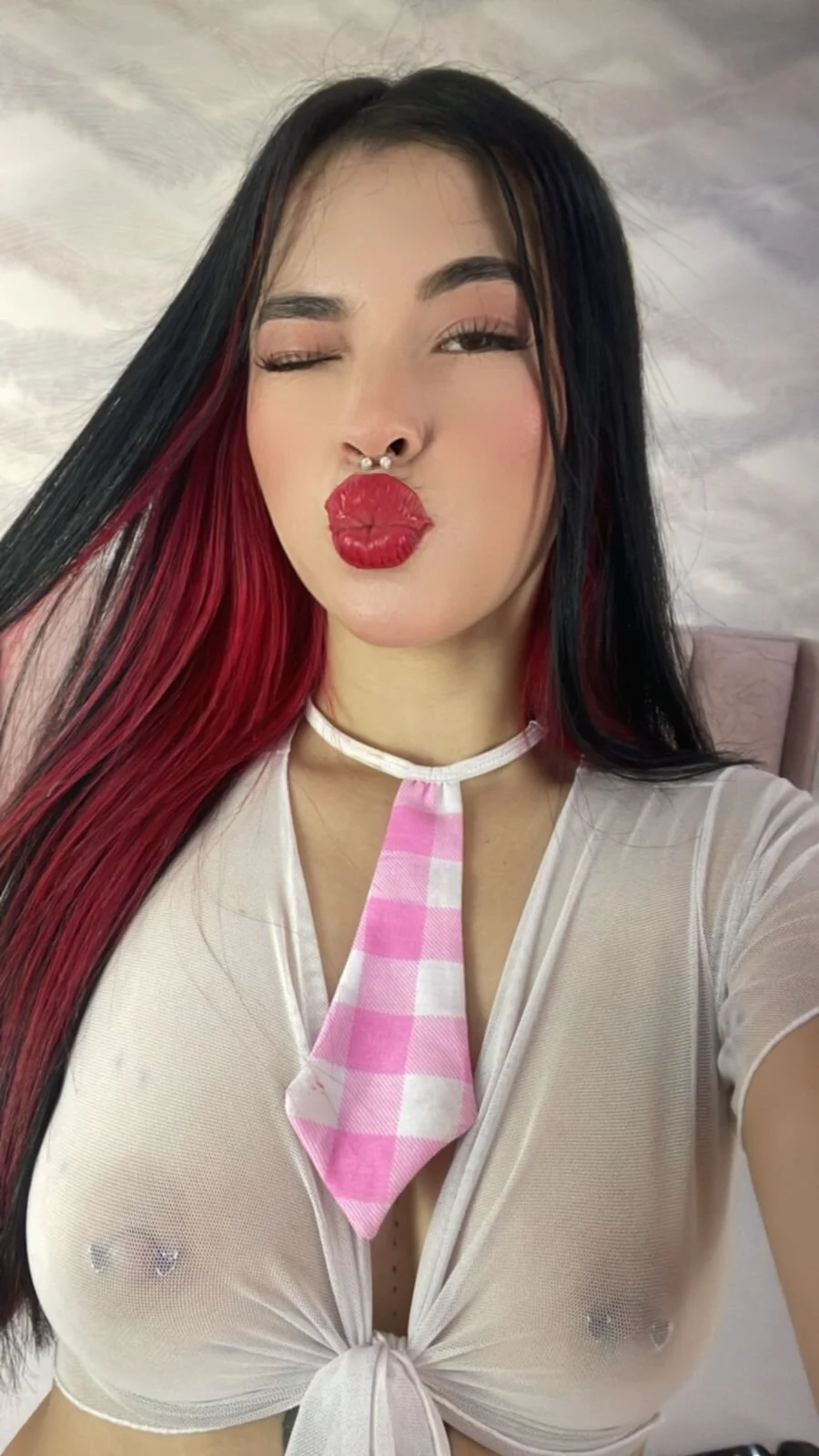 XXX Porn Photo of Nude im_nika_ 32