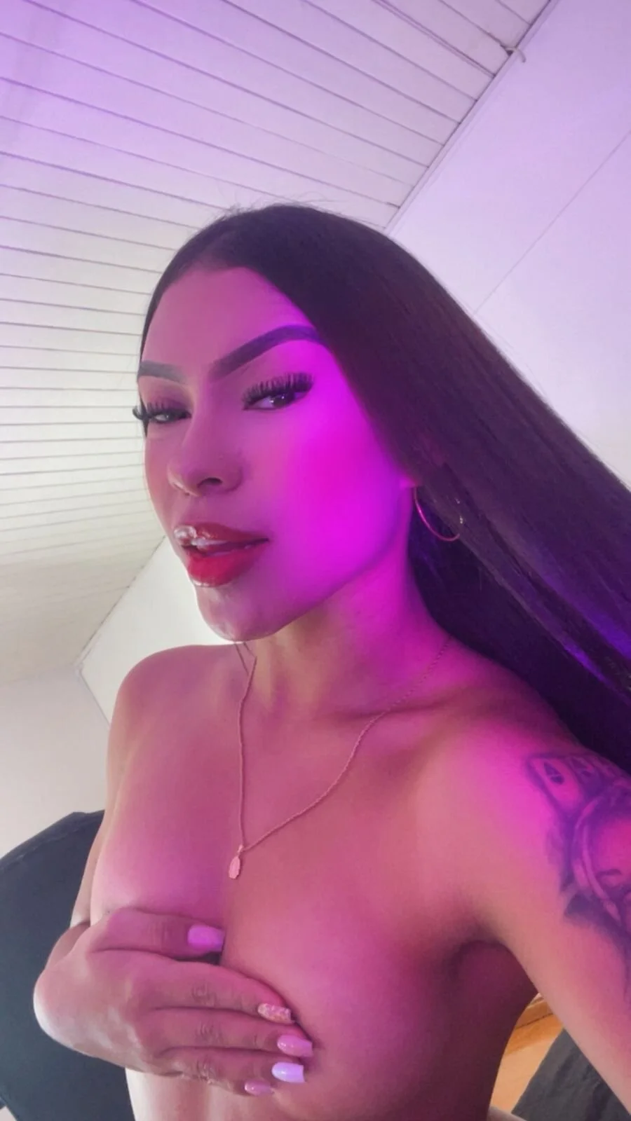 XXX Porn Photo of Nude AishaKassandra 17