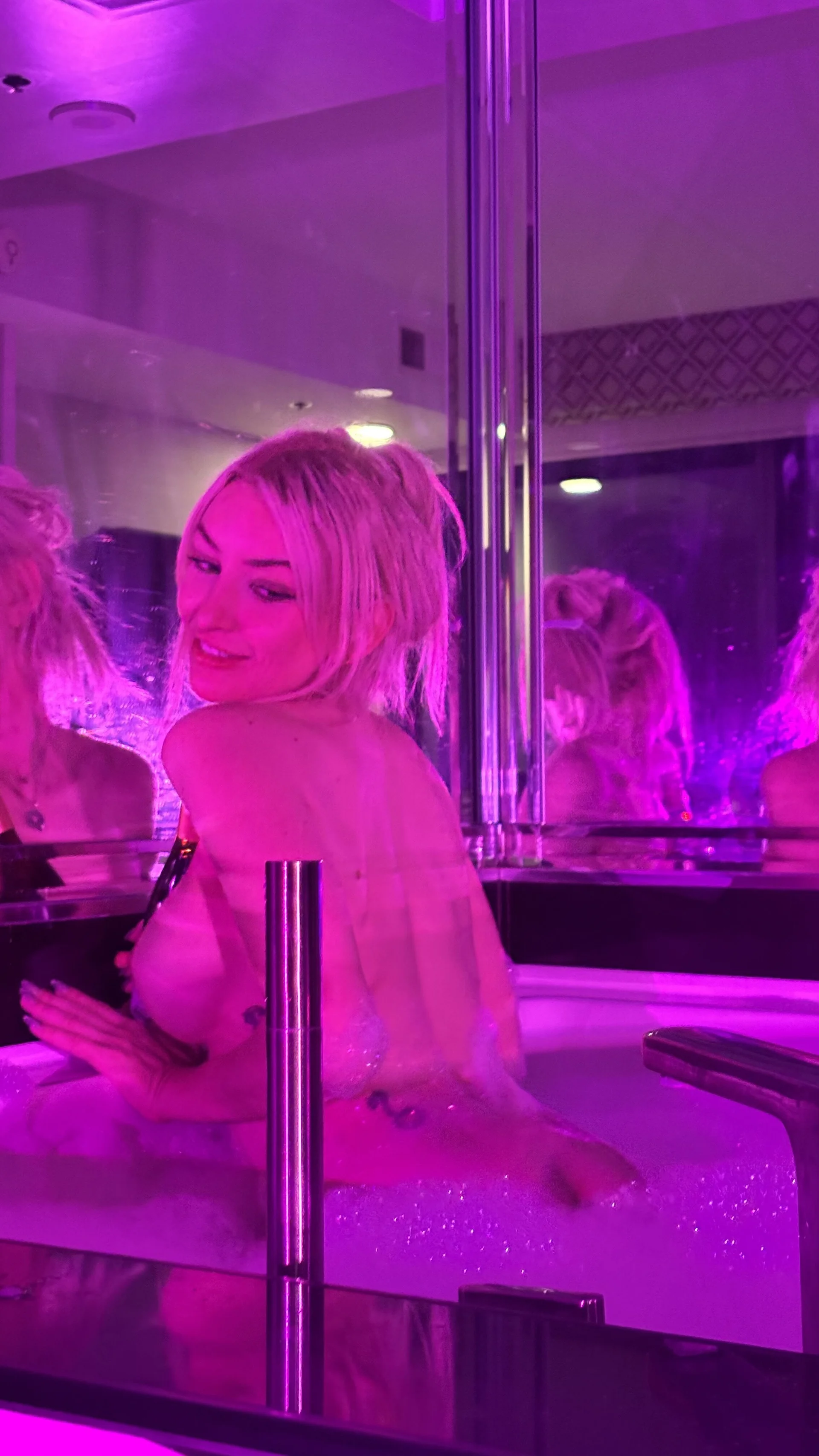 XXX Porn Photo of Nude Verostar69 13