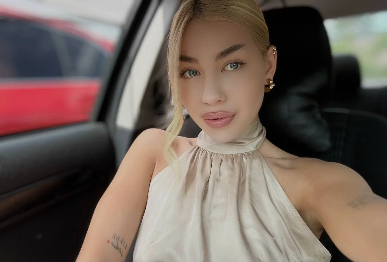 XXX Porn Photo of Nude _MoonVibe_ 4
