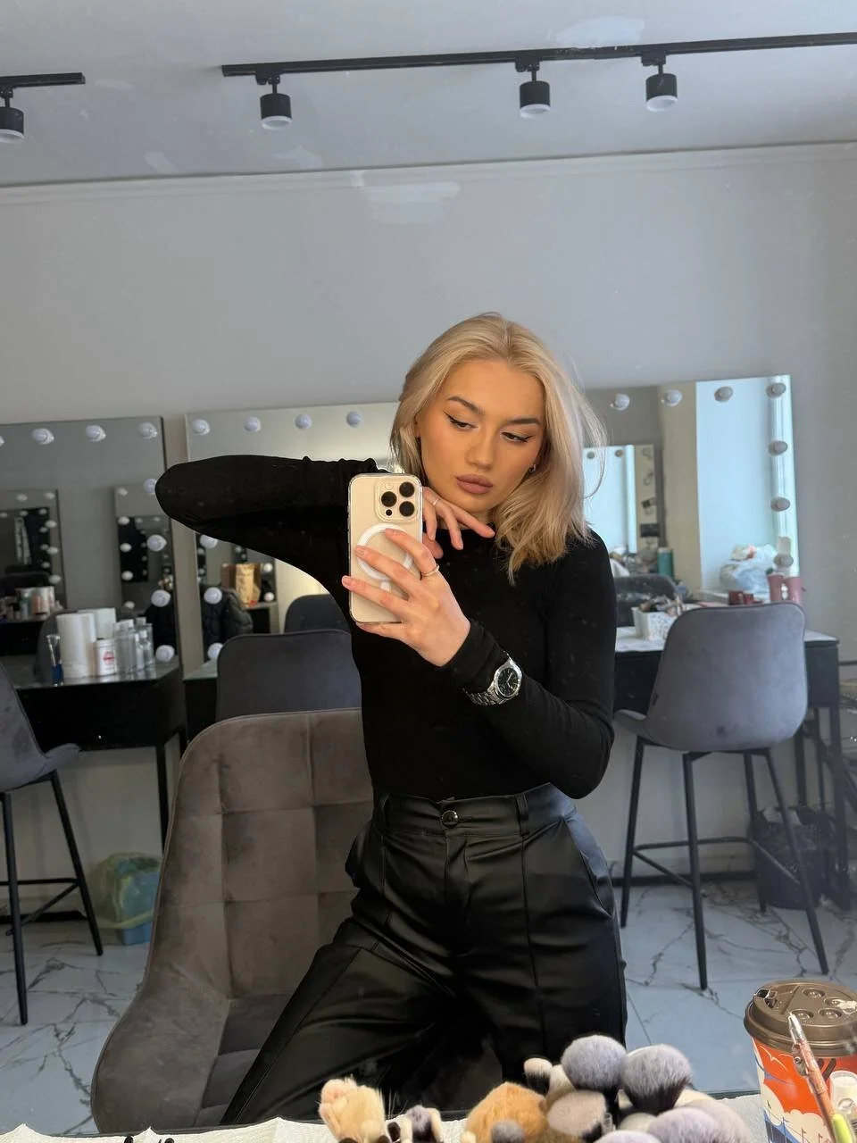 XXX Porn Photo of Nude princess_blonde 6