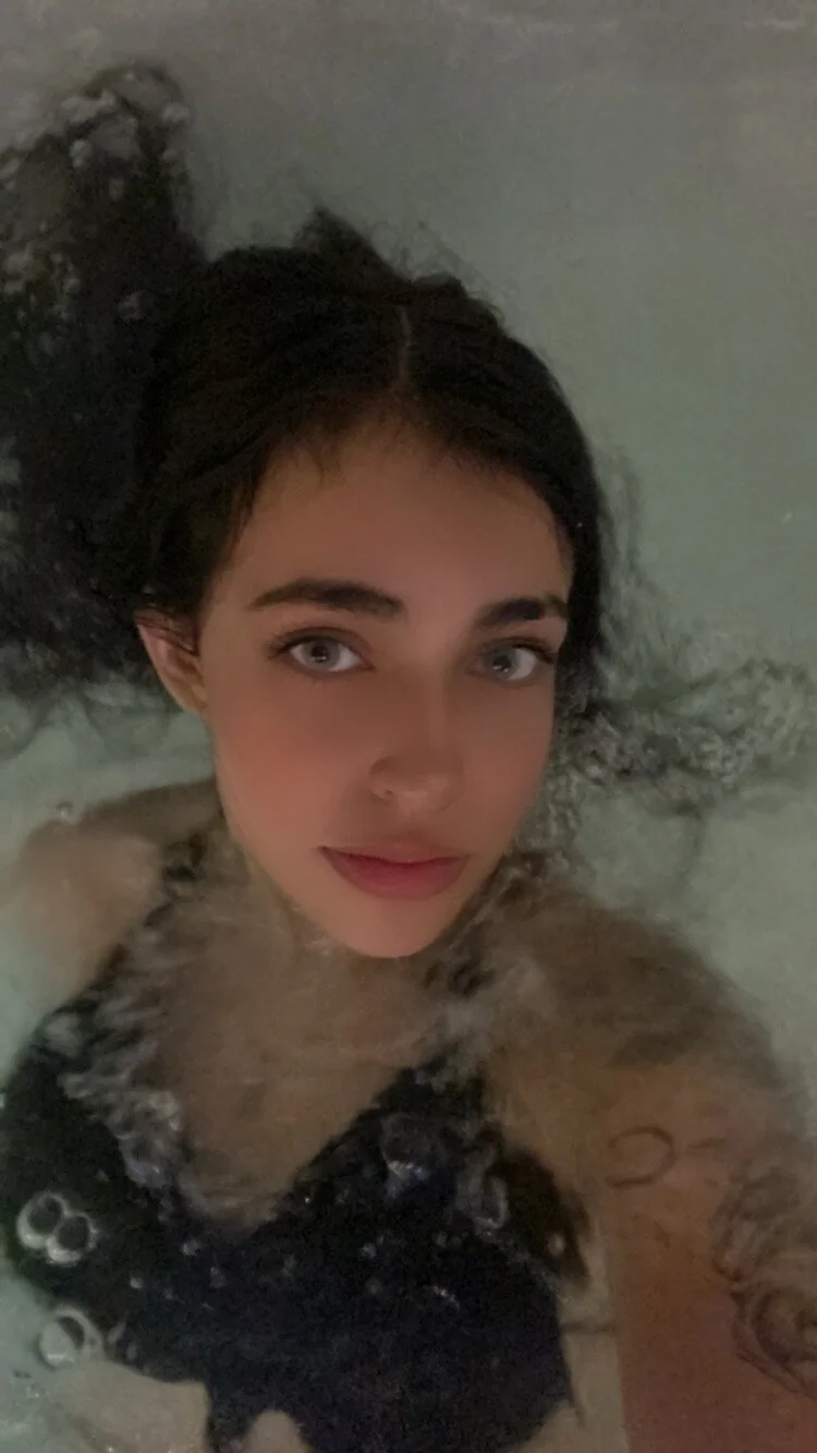 XXX Porn Photo of Nude DaphneUwu 562