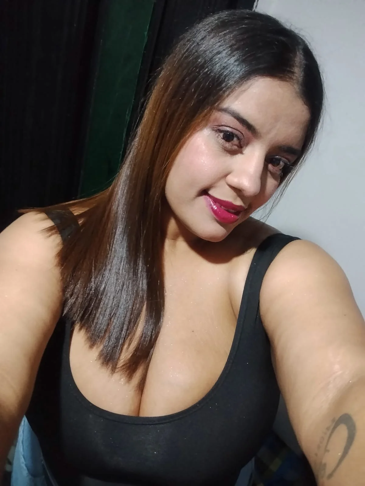 XXX Porn Photo of Nude Roxy_sexy69_ 32