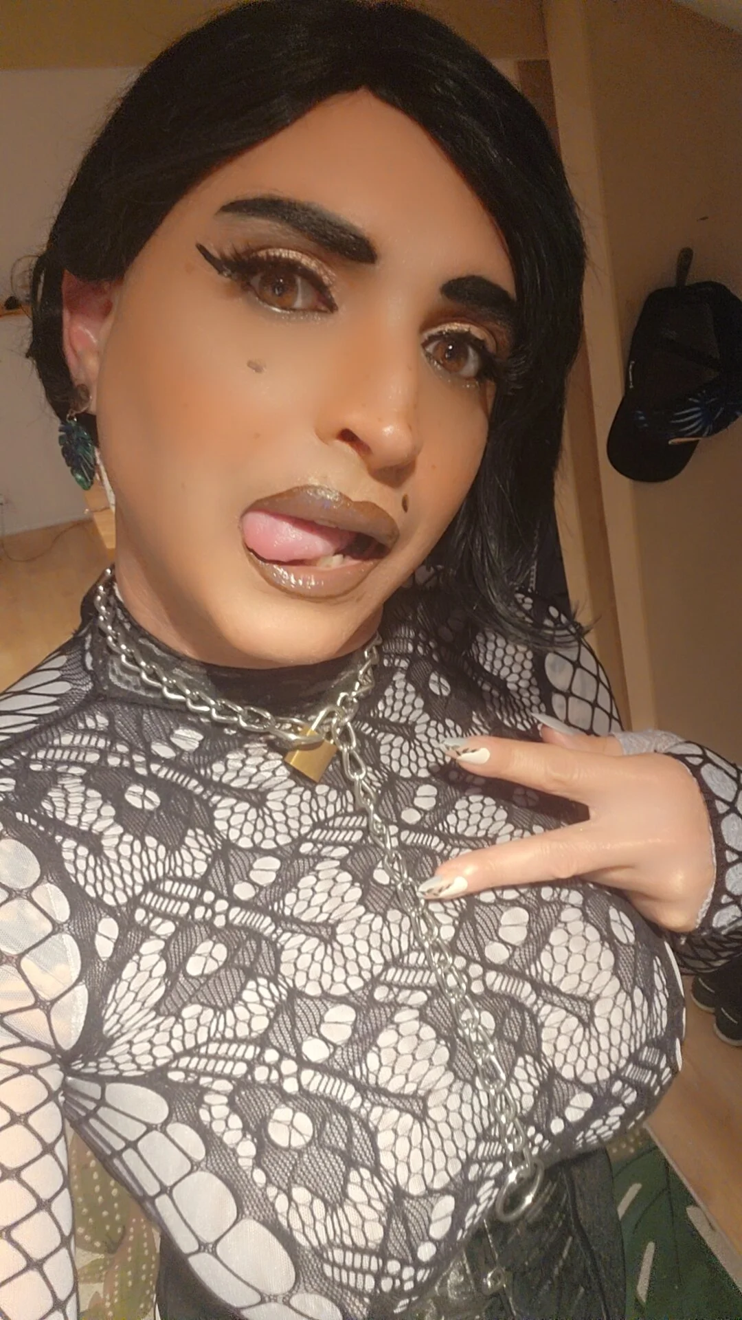 XXX Porn Photo of Nude Morgane818181 18