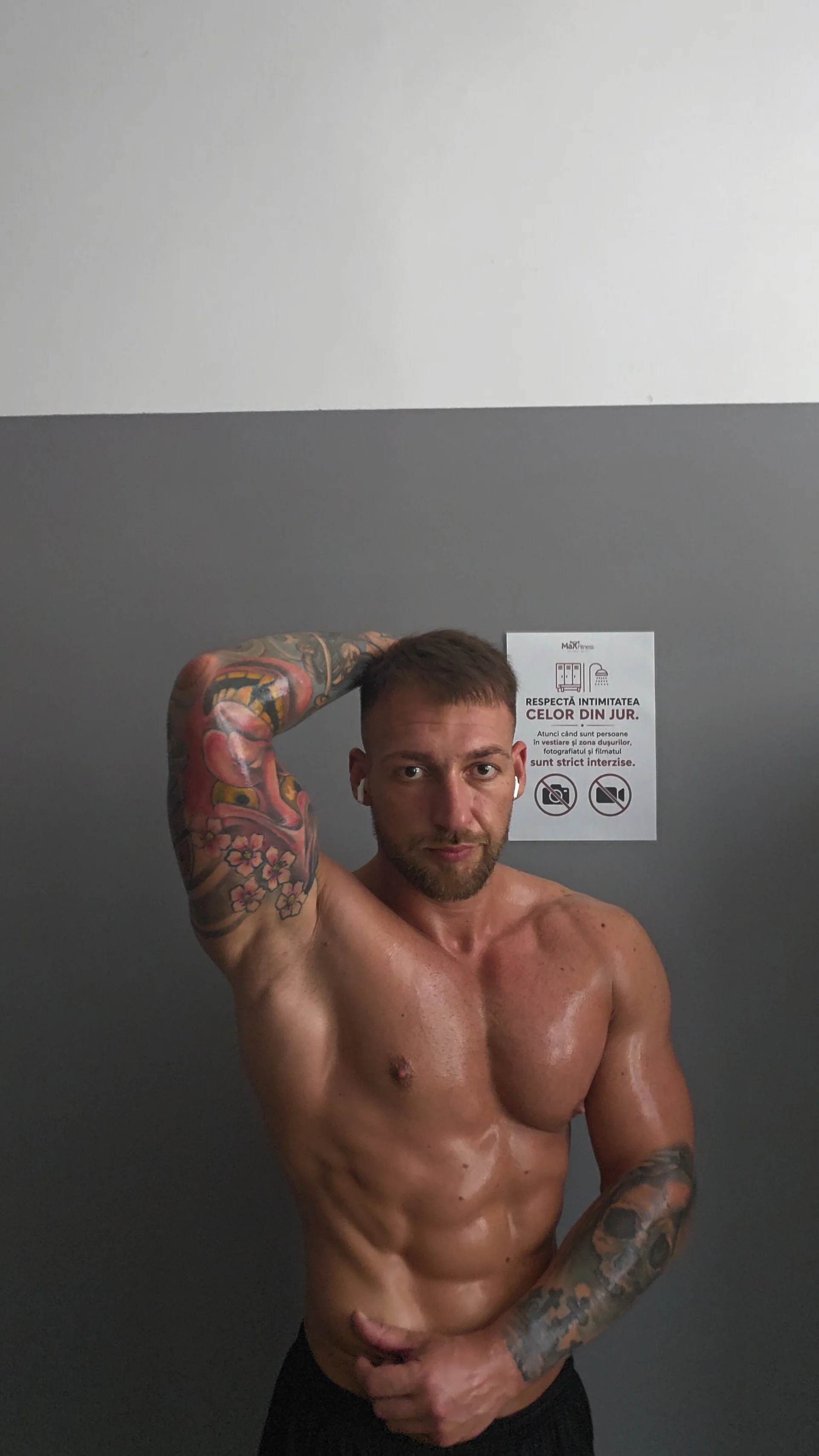 XXX Porn Photo of Nude TitanInkReal 2