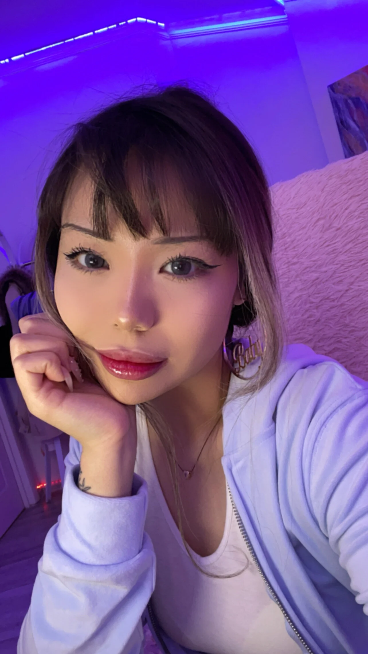 XXX Porn Photo of Nude SaliUong 2