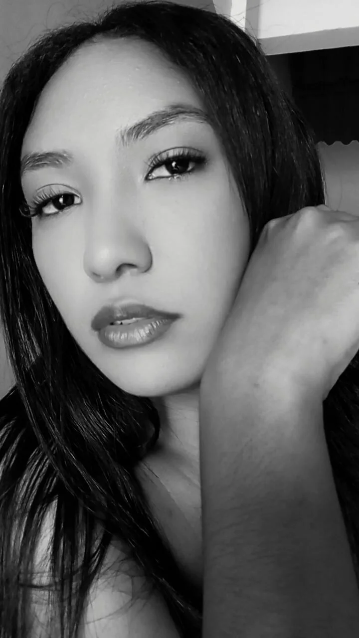 XXX Porn Photo of Nude Cleo-horny 1