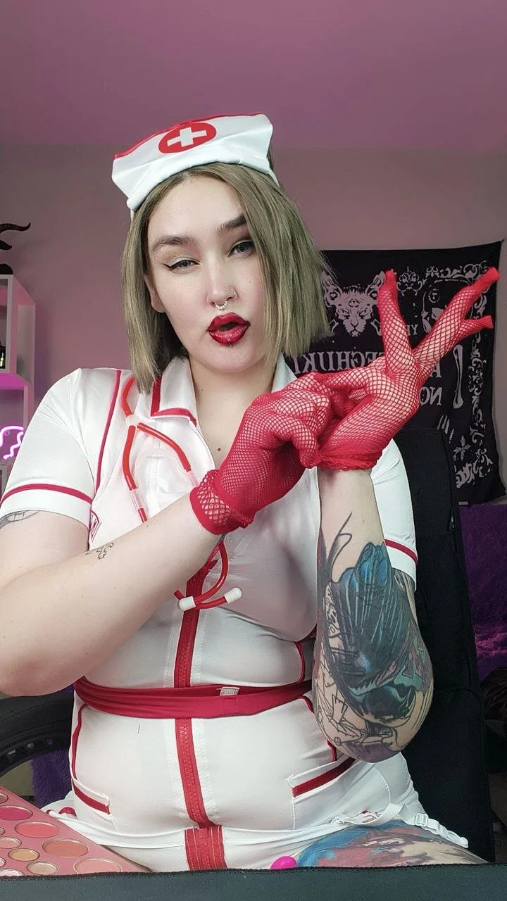 XXX Porn Photo of Nude Emmybrightj_ 31