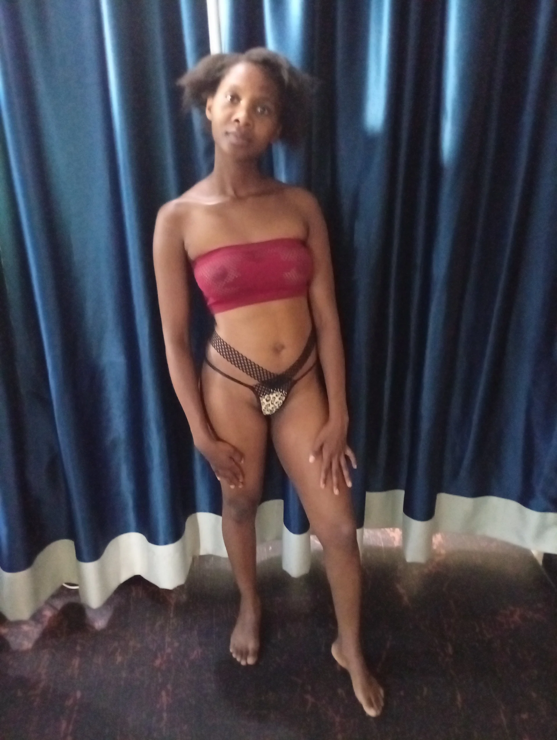 XXX Porn Photo of Nude PussyFarrie 4