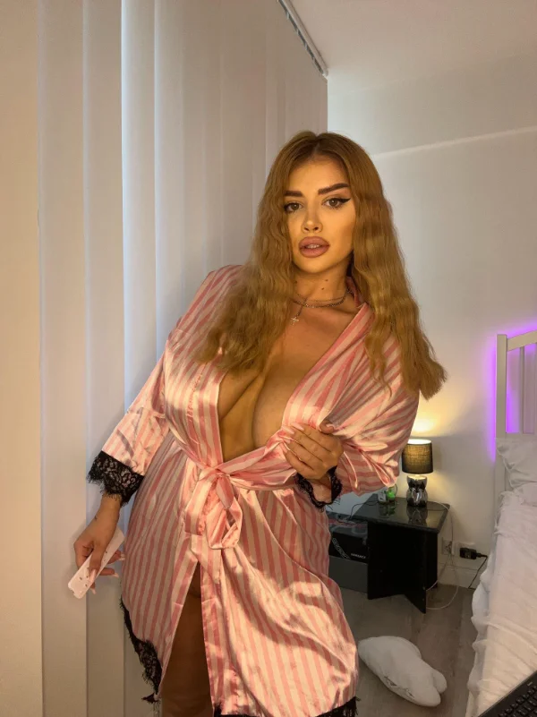 XXX Porn Photo of Nude Amberseyes 8