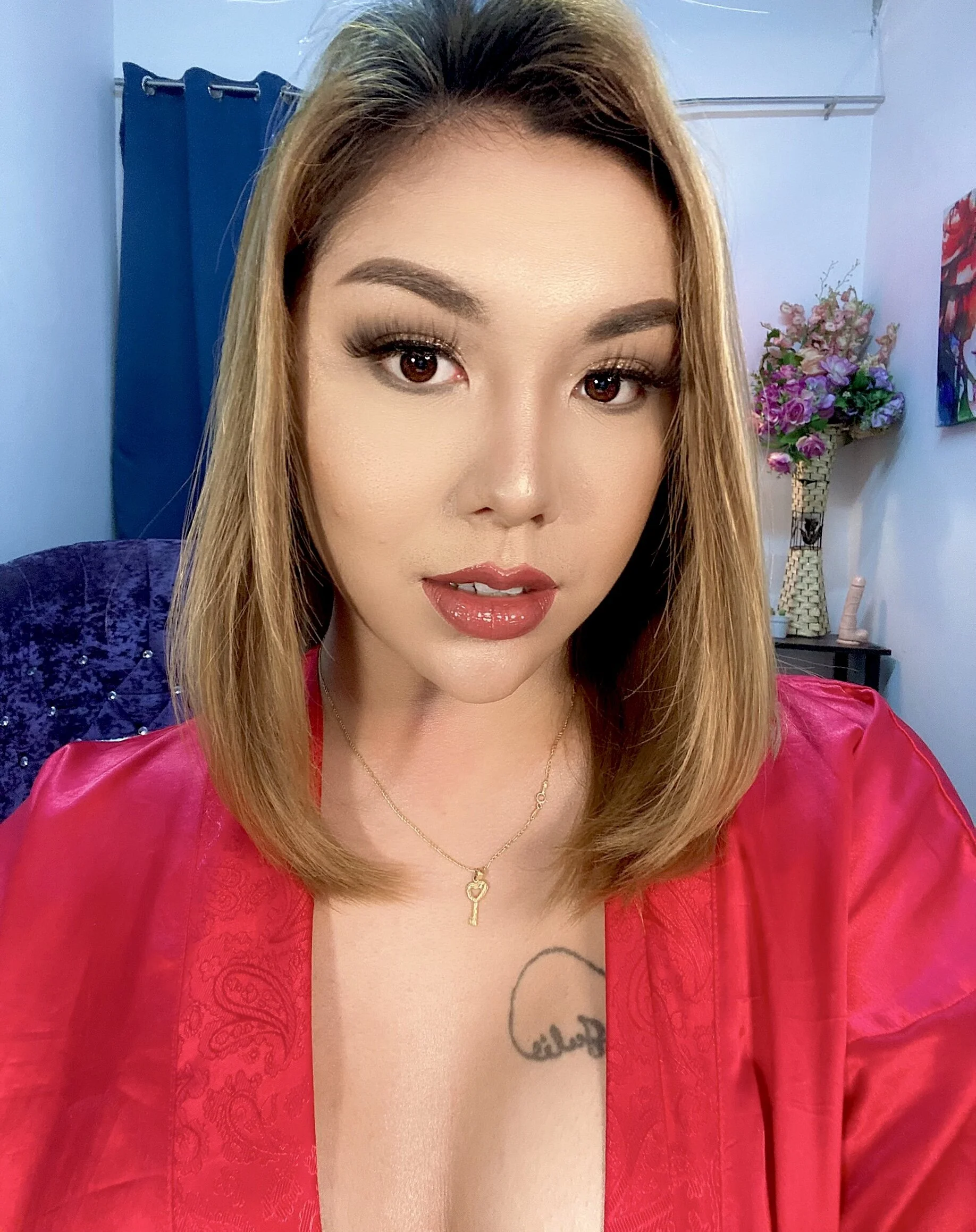 XXX Porn Photo of Nude OliviaWho 7