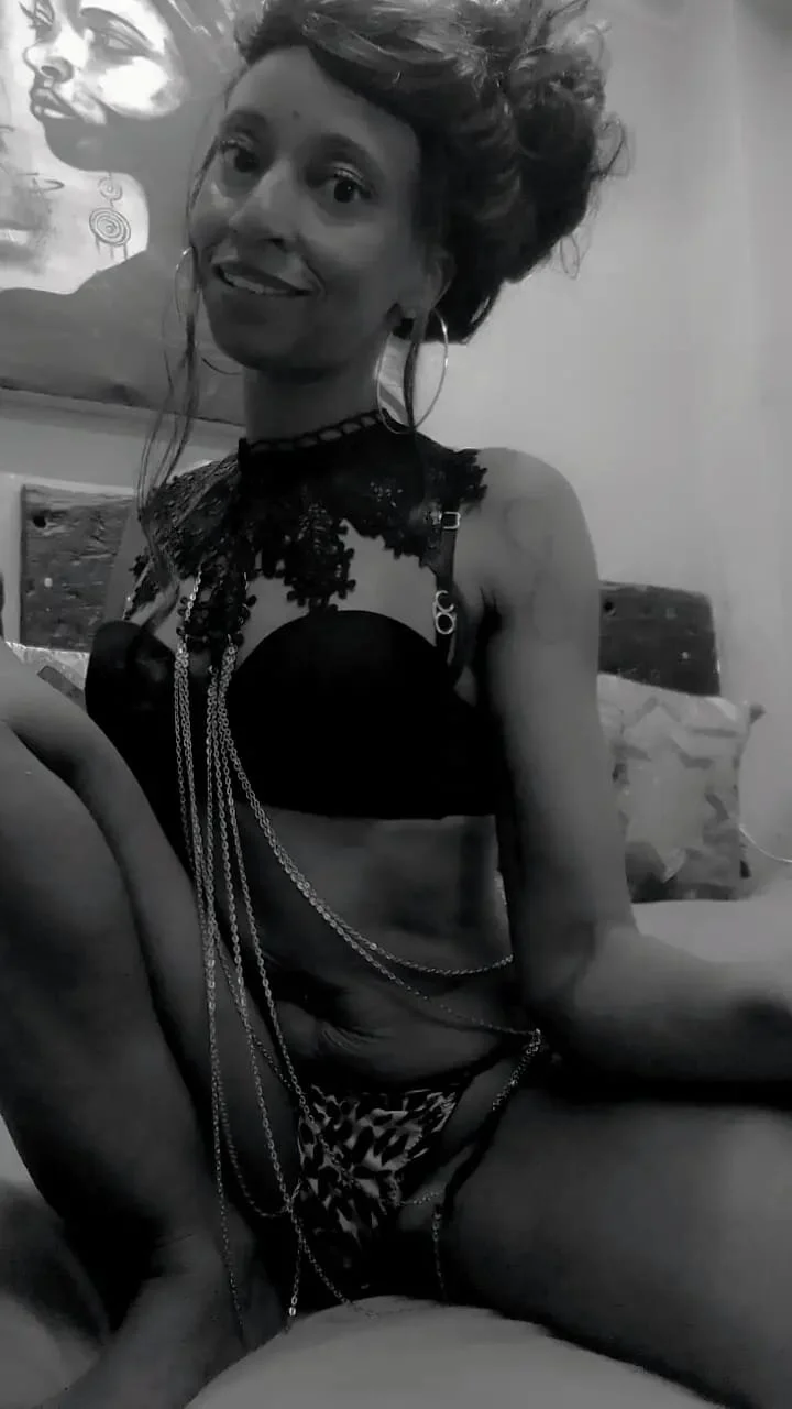 XXX Porn Photo of Nude Nubiangiggles 5