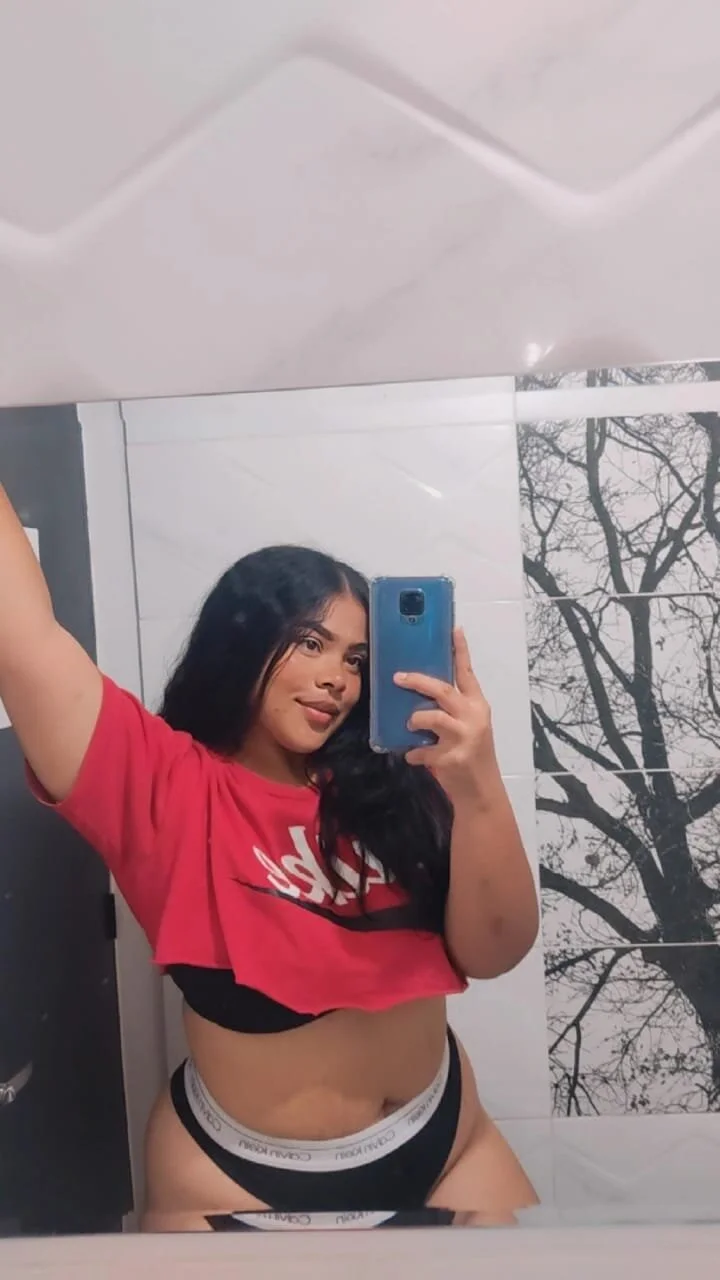 XXX Porn Photo of Nude EmmadaSilva 2