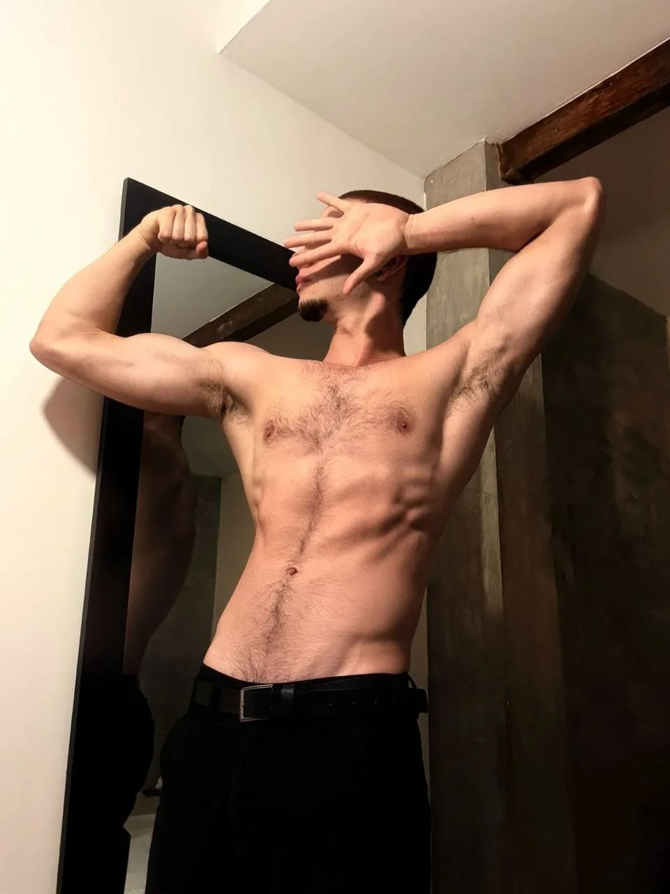 XXX Porn Photo of Nude isaacblaze_ 6