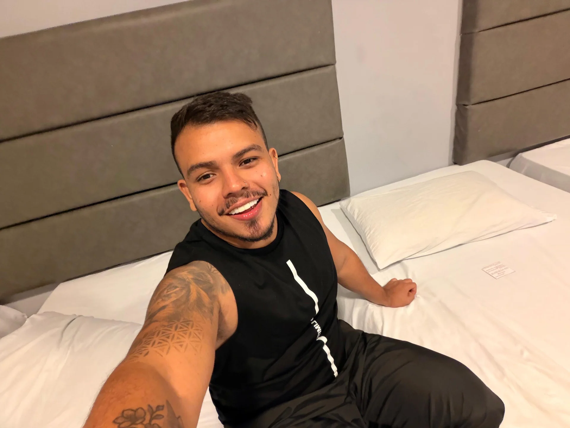 XXX Porn Photo of Nude Naughty_Charly 49