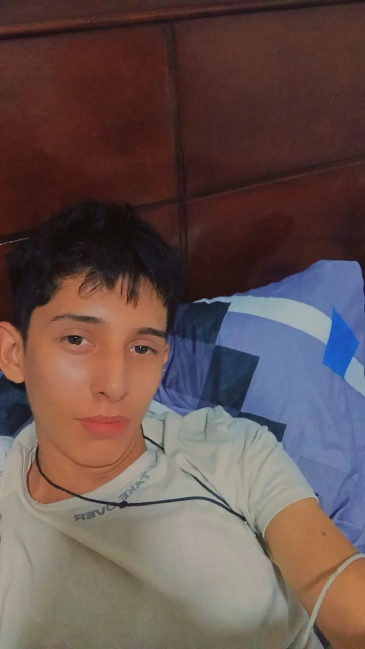 XXX Porn Photo of Nude gomitaboy1 35