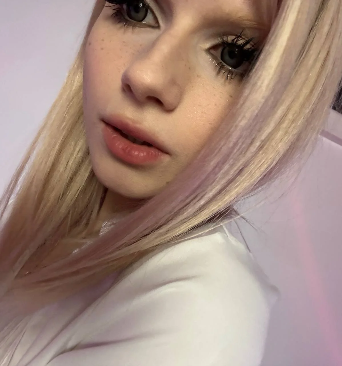 XXX Porn Photo of Nude bunnyirisluv 19