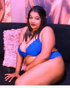 XXX Porn Photo of Nude Indianmayaxoxo 2