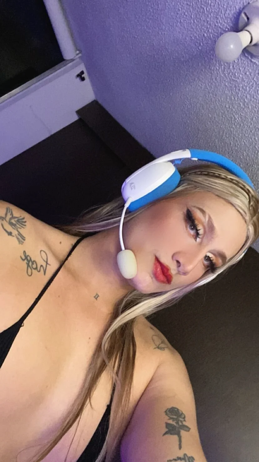 XXX Porn Photo of Nude Sweetveronik_44 20