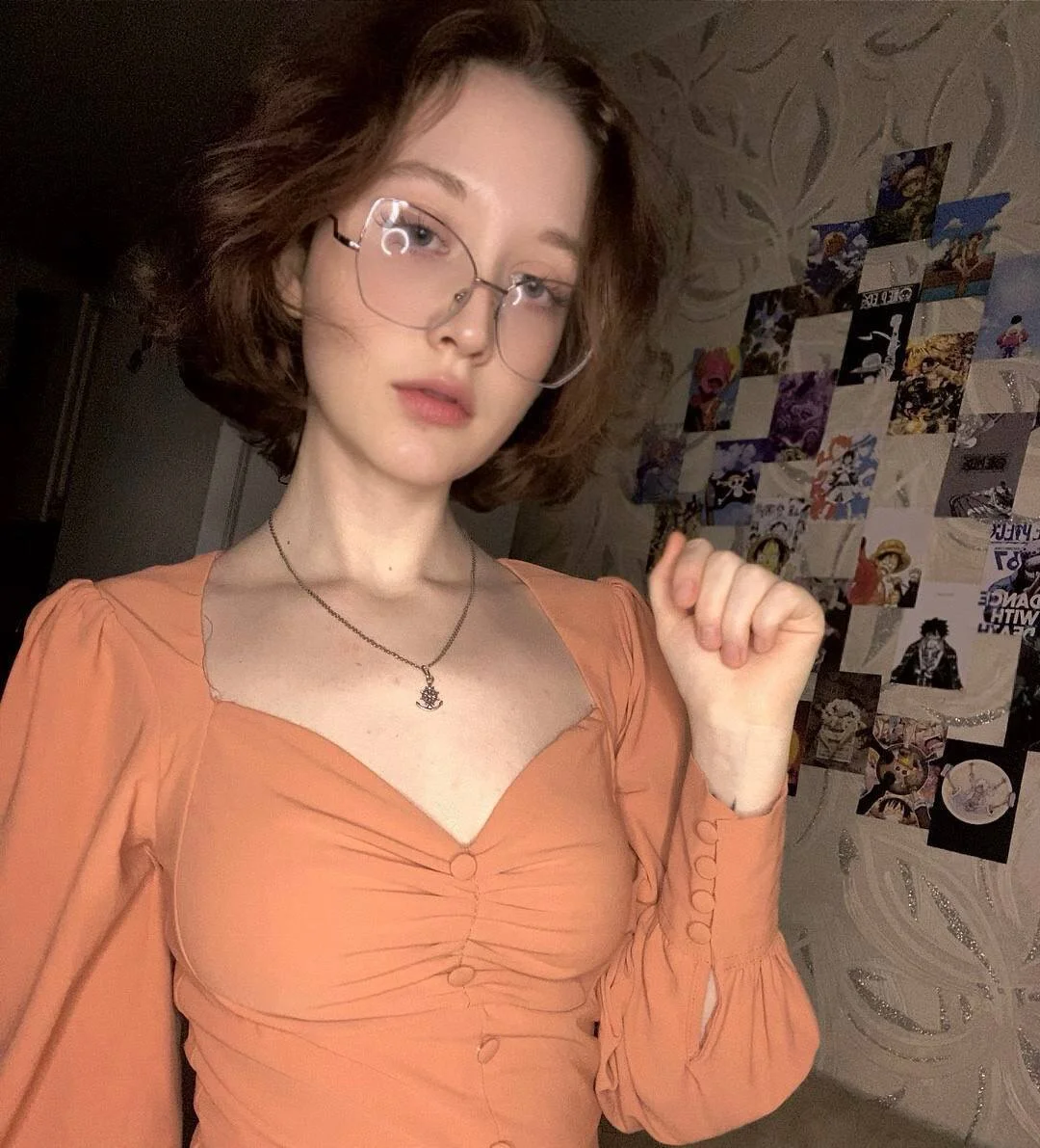 XXX Porn Photo of Nude HoneyPetite 2