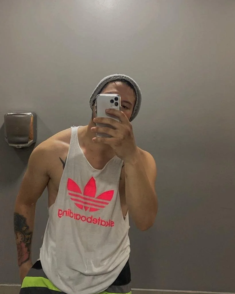 XXX Porn Photo of Nude Aaronsmith2 6
