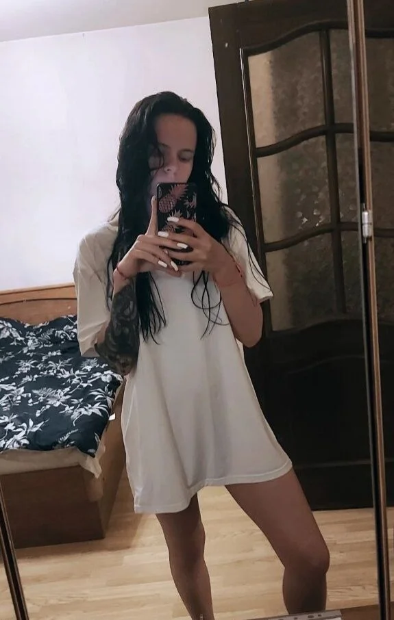 XXX Porn Photo of Nude Alanna_Pow 22