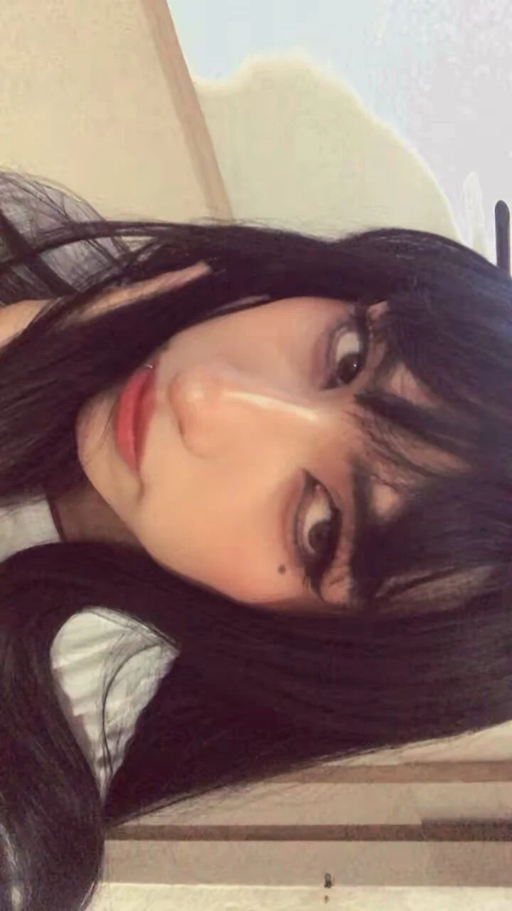 XXX Porn Photo of Nude LEE_ROSES 15