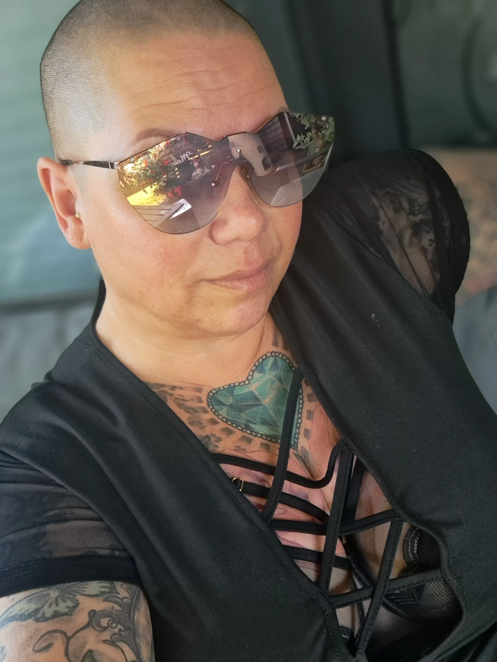 XXX Porn Photo of Nude gepiercte_nippel 1
