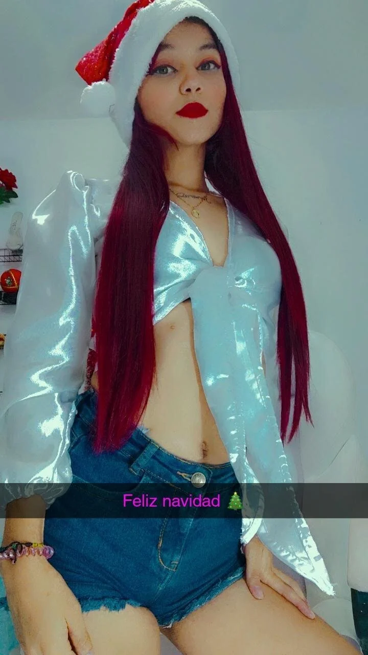 XXX Porn Photo of Nude gime_lara 128