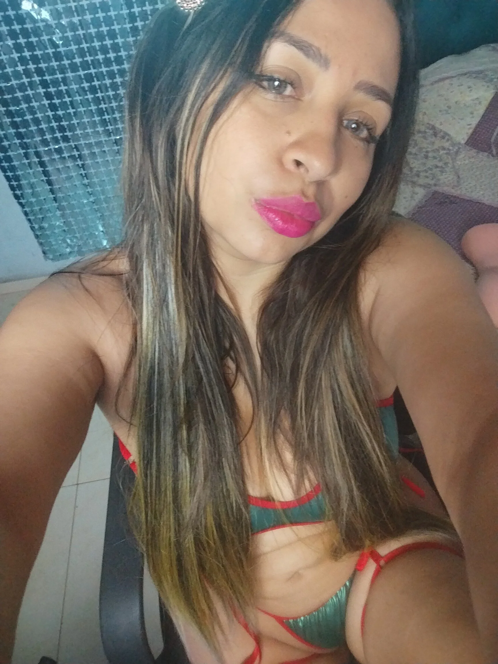 XXX Porn Photo of Nude charlotee_lovee69 4