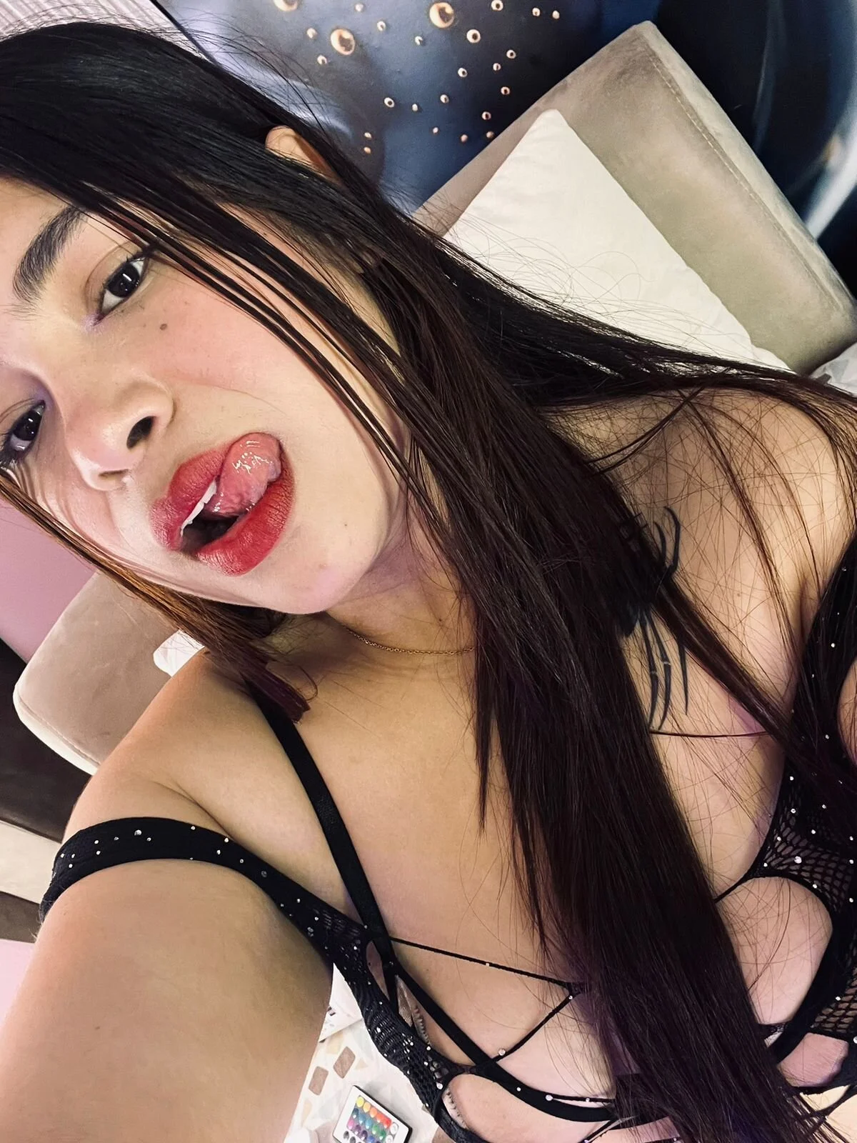 XXX Porn Photo of Nude rouxinferno_cr 38