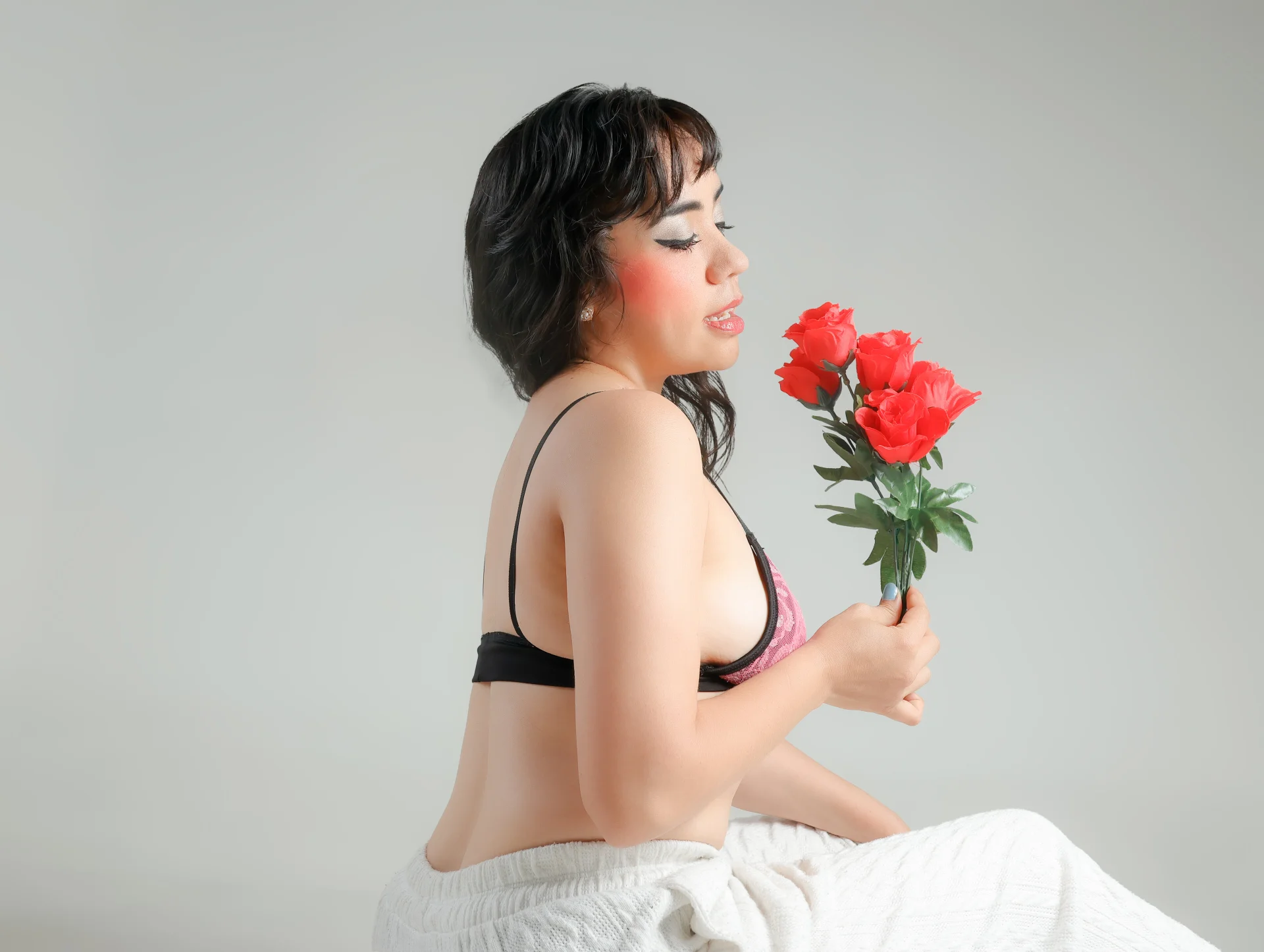 XXX Porn Photo of Nude RayaGrant 4