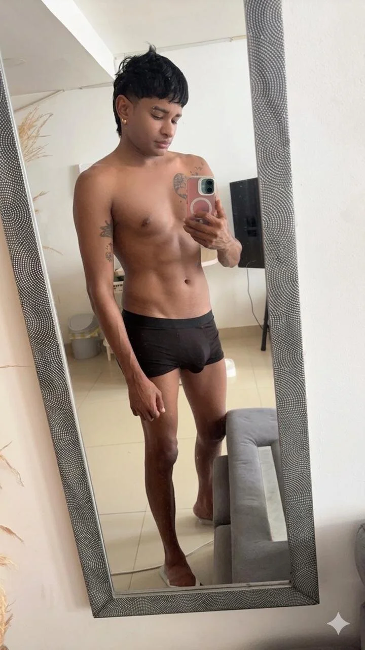 XXX Porn Photo of Nude Pierre_Liewtownds 1