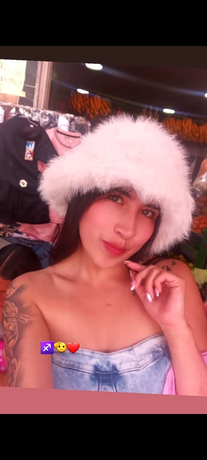 XXX Porn Photo of Nude aishazaenmar 1