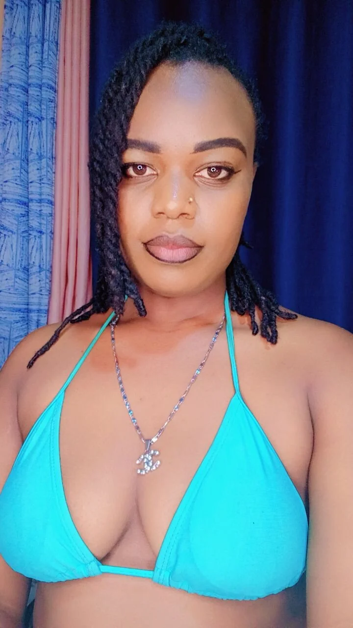 XXX Porn Photo of Nude queen_arianna 3