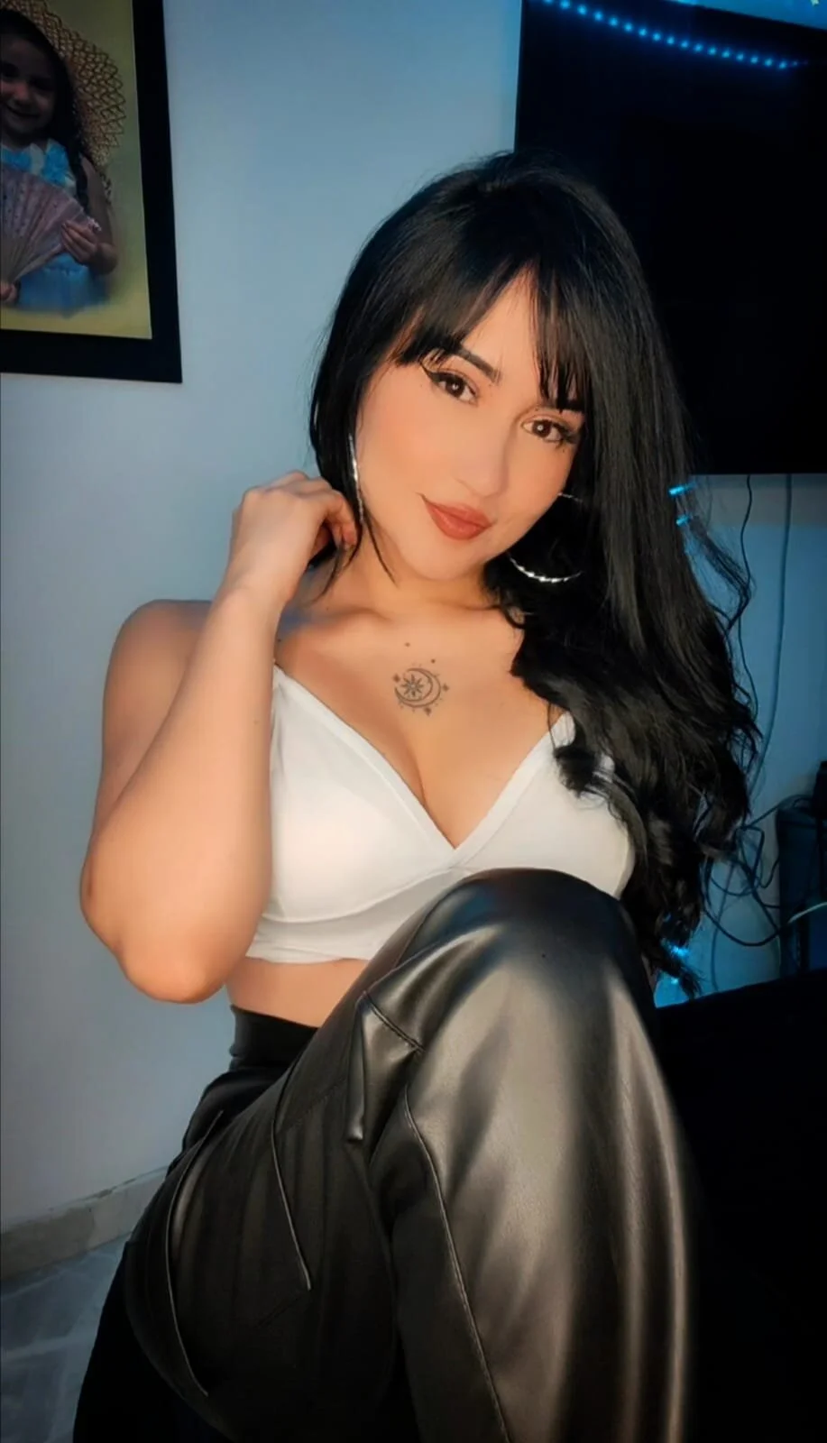 XXX Porn Photo of Nude Maggie_1 22