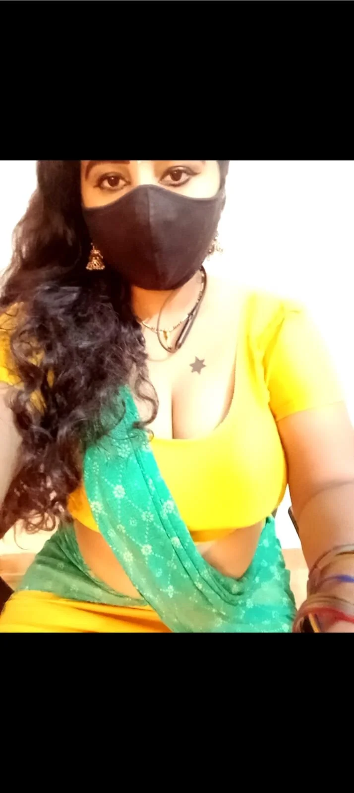XXX Porn Photo of Nude tamil_Vennila 8