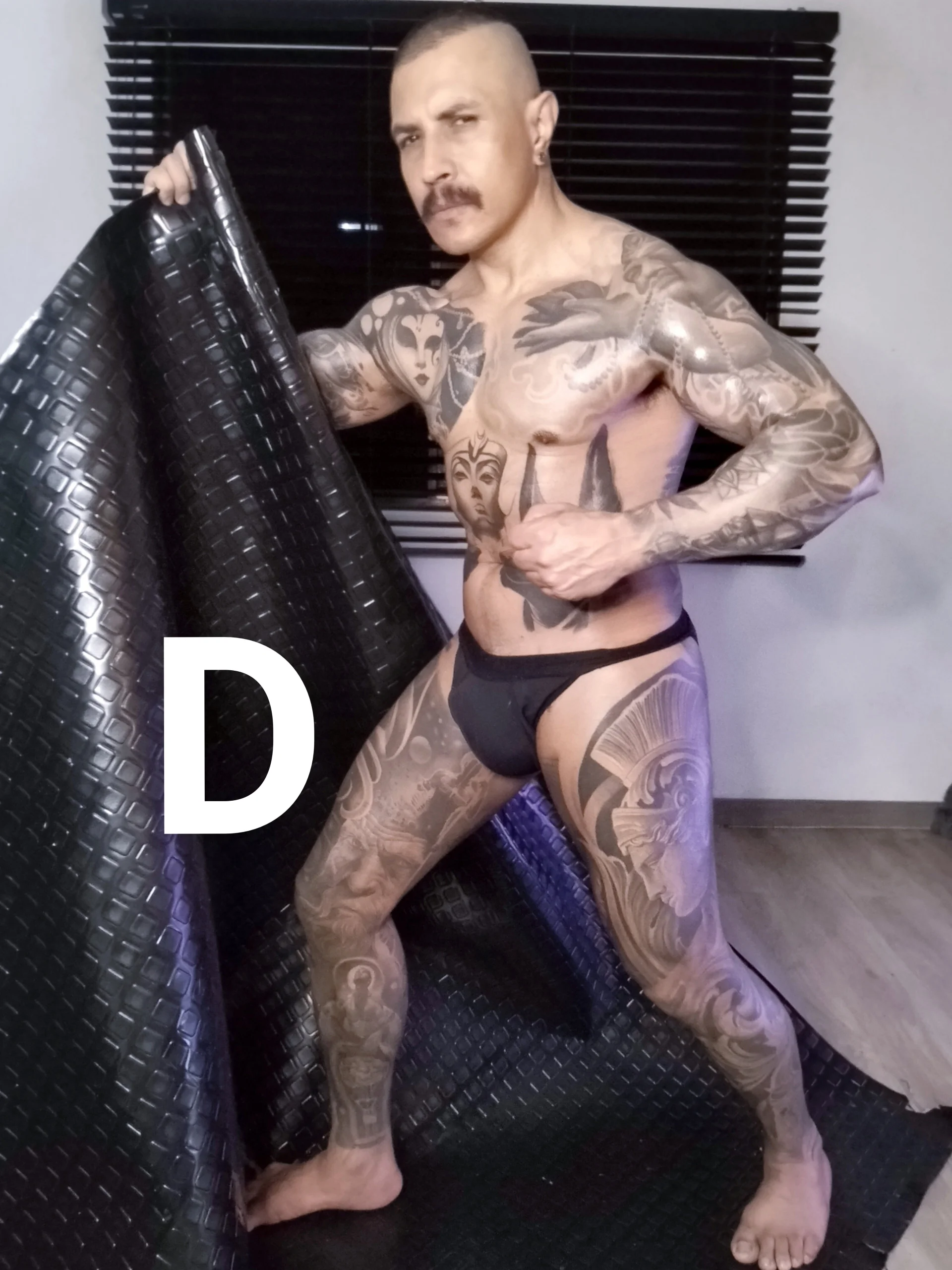 XXX Porn Photo of Nude danilog515 4