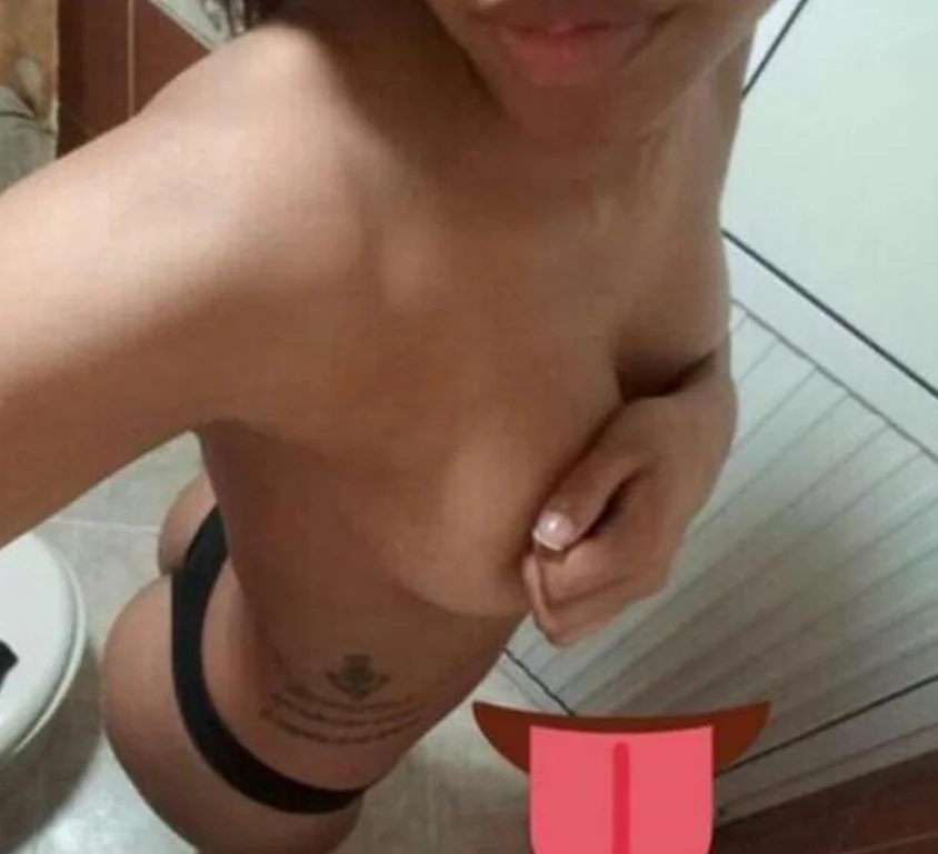 XXX Porn Photo of Nude lindsayhoffman18 22