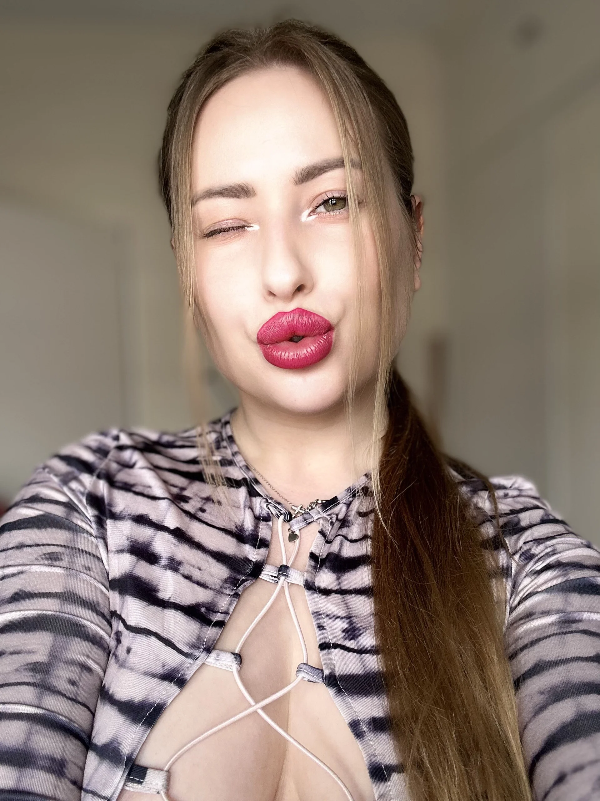 XXX Porn Photo of Nude AlisaWhite 12