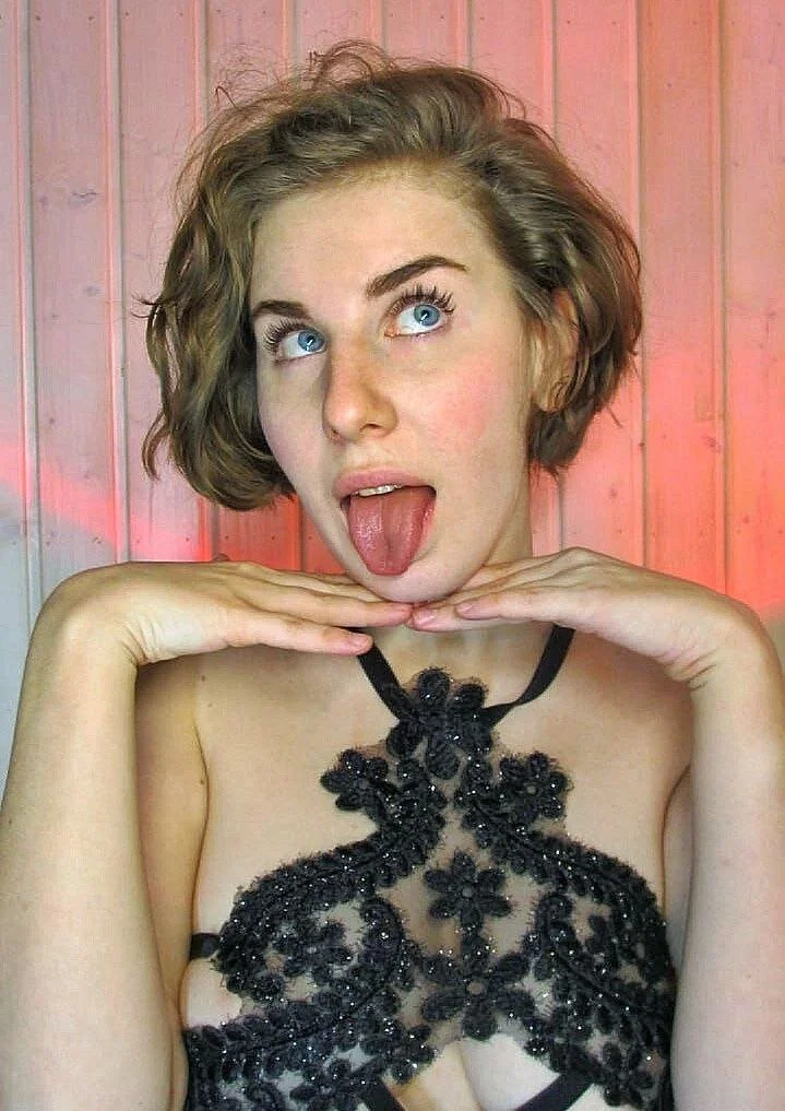 XXX Porn Photo of Nude Lucy-pincer 2