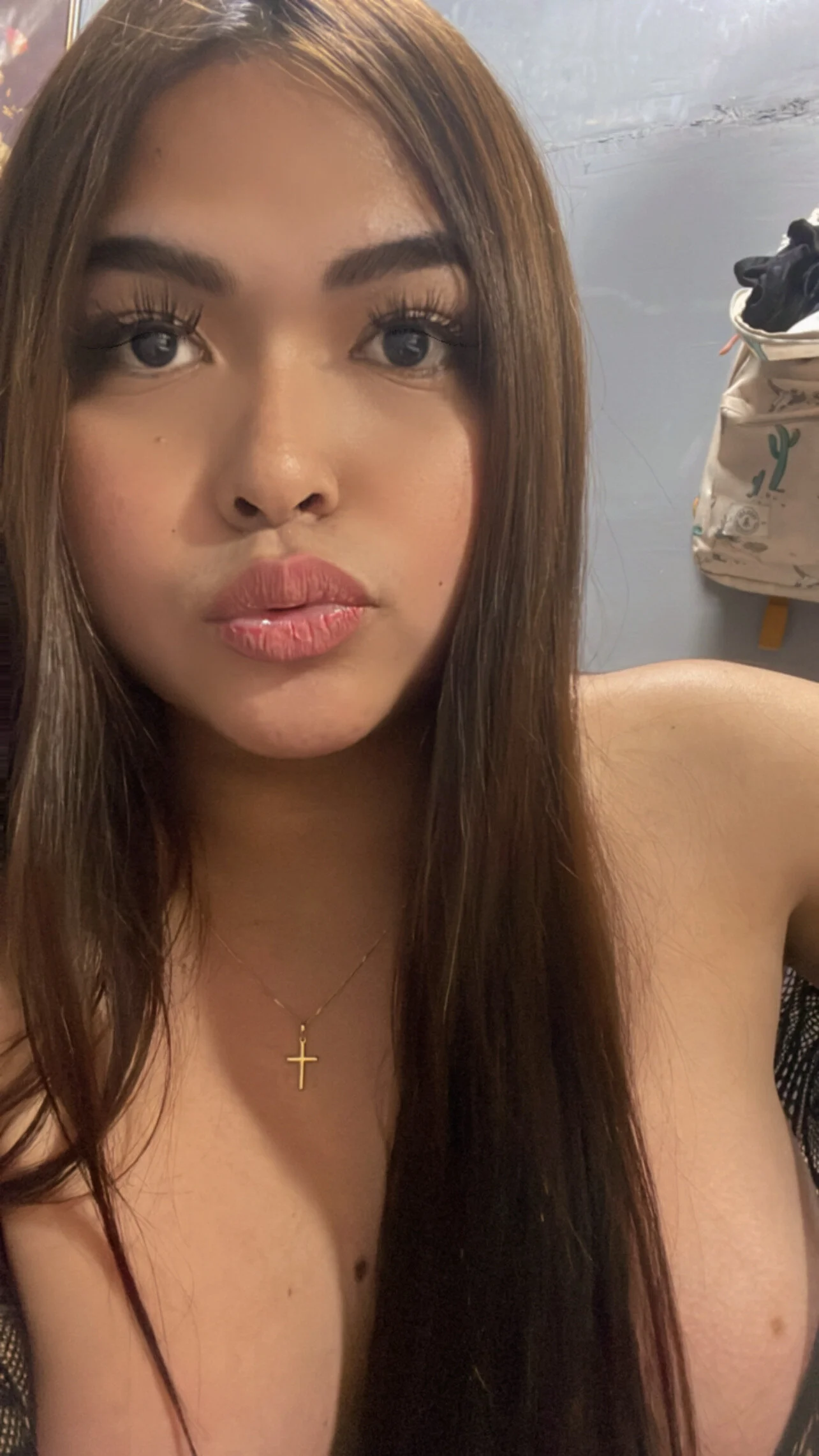 XXX Porn Photo of Nude Bombshell_Rebbecca 28