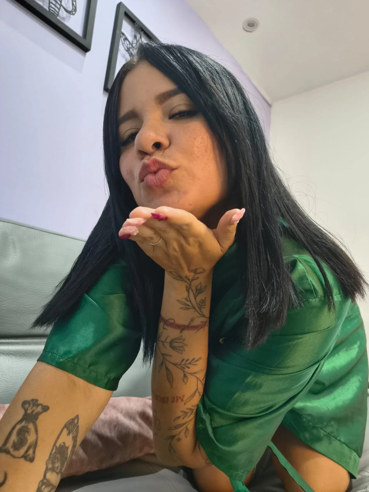 XXX Porn Photo of Nude ivy_emax 4