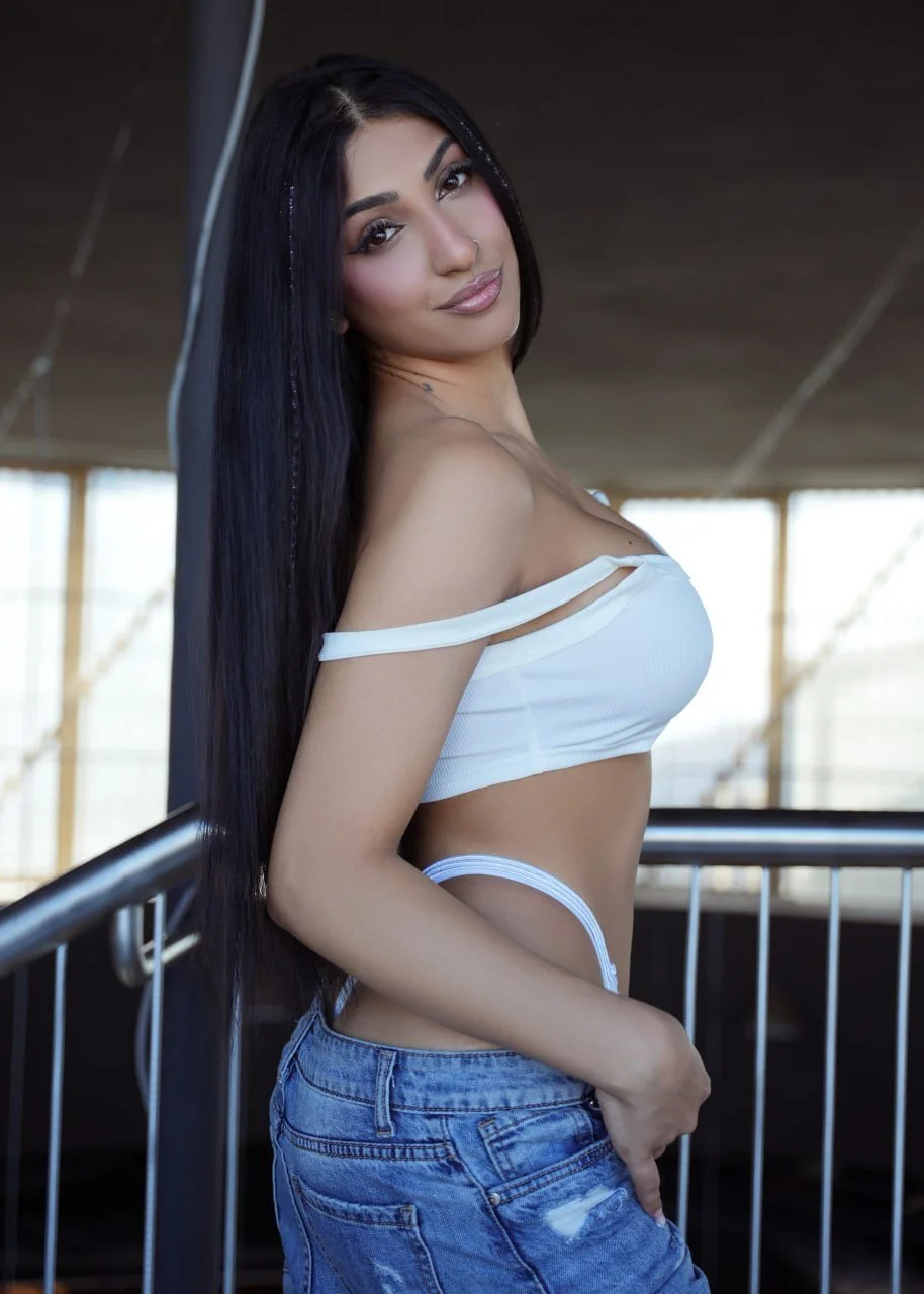 XXX Porn Photo of Nude EmaHallee 17