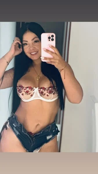 XXX Porn Photo of Nude Aurora-Hernandez 8