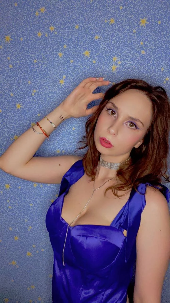 XXX Porn Photo of Nude Traneba 4