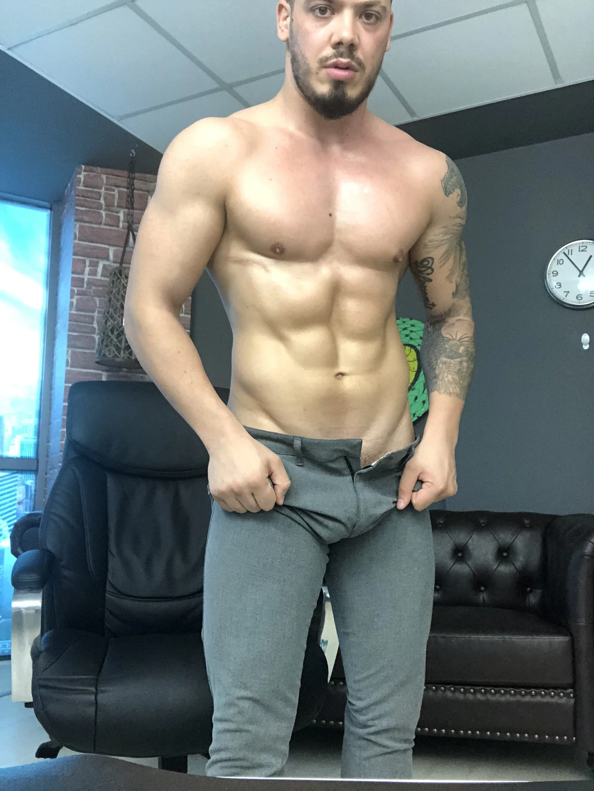 XXX Porn Photo of Nude ZackMasterss 8