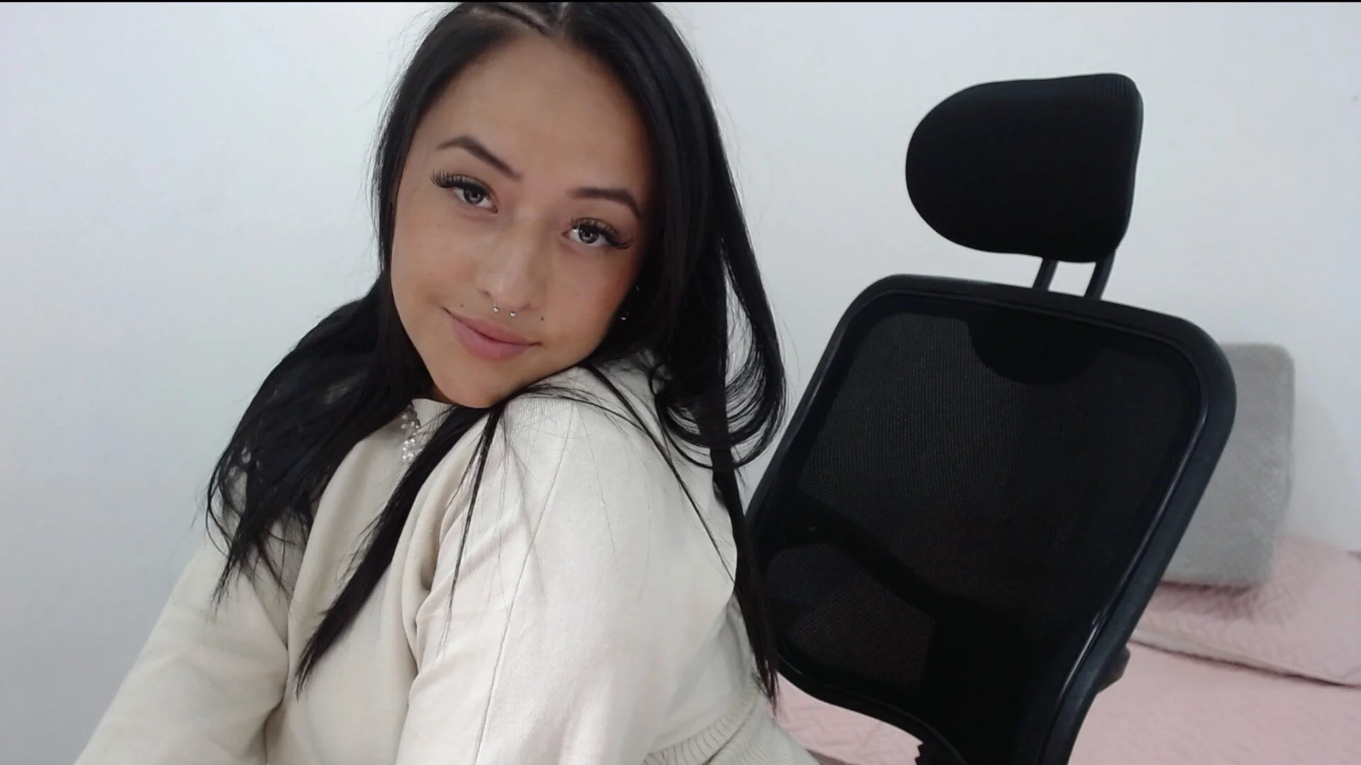 XXX Porn Photo of Nude jjulietha95 23