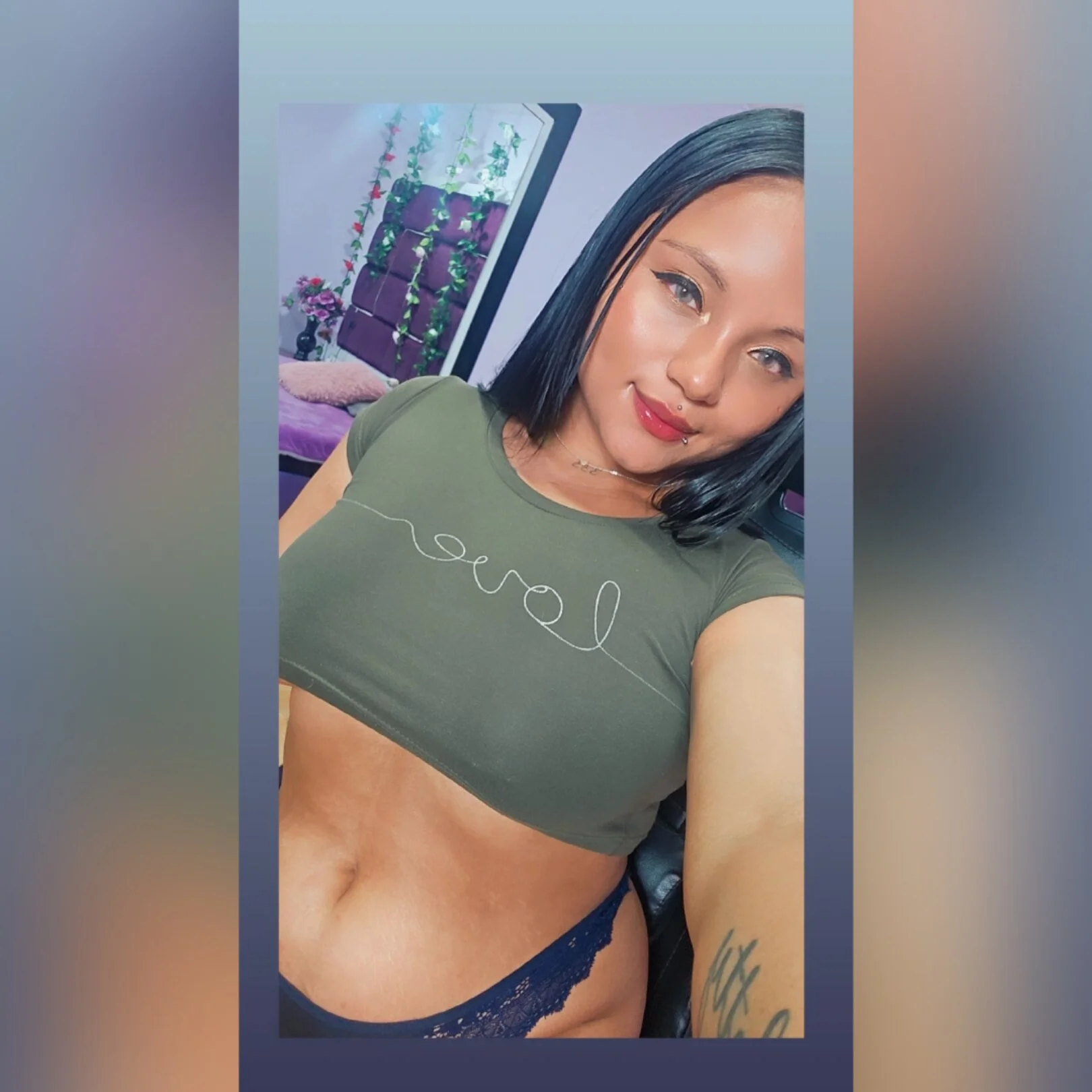 XXX Porn Photo of Nude sweelanna__ 2