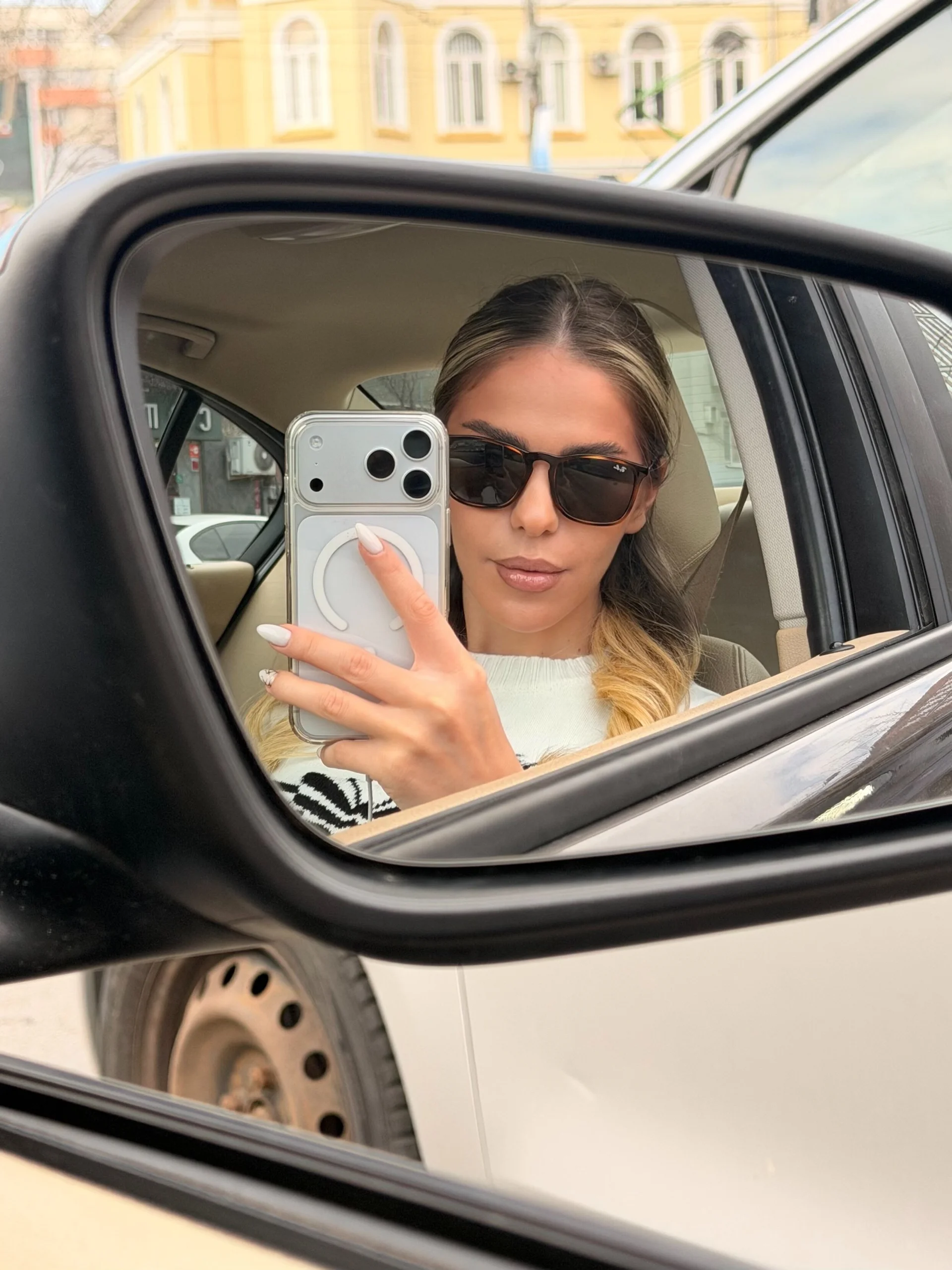 XXX Porn Photo of Nude ChloeVelvetx 28